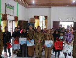 Pemkab Lambar Bagikan 800 Paket Sembako ke Warga Lumbok Seminung dan Sukau