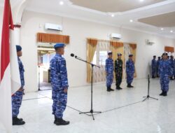 Kadisops Lanud BNY Pimpin Upacara Bendera Tujuh Belasan