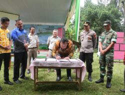 Azwar Hadi Resmikan Gemapatas 1 Juta Patok