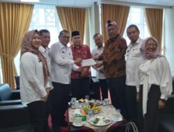 Pemprov Lampung Serahkan Surat Audensi Dengan Menteri Sosial, Terkait Usulan Calon Pahlawan Nasional KH. Ahmad Hanafiah