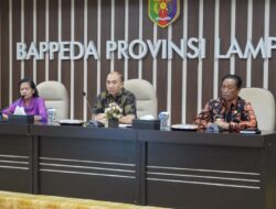 Diskusi Publik Jelang HUT ke-59, Kepala Bappeda Sampaikan Kemandirian Fiskal Provinsi Lampung 2022-2023
