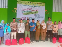Bupati Dewi Bersama Badan Pangan Nasional Gelar GPM di Kecamatan Kota Agung Timur