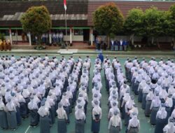 Kapolres Tanggamus Inspektur Upacara di SMAN 1 Kota Agung, Ini Pesannya