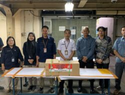 Polres Pringsewu Dampingi KPU Lakukan Pengambilan Kekurangan Surat Suara Pemilu
