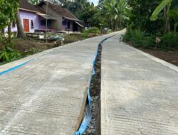 Pekon Sukaratu Tuntaskan Pembangunan Rabat Beton,Guna Mempermudah Akses Anak-Anak Sekolah
