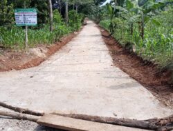 Rabat Beton Tingkatkan Akses Jalan Pertanian di Sinar Mulya