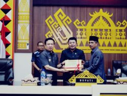 Penjabat Bupati Pringsewu Sampaikan Ranperda Pertanggungjawaban APBD