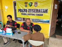 Wujud Kepedulian Polri, Polres Lampung Tengah Dirikan Posko Kesehatan Untuk Masyarakat Terdampak Banjir