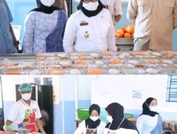 Bupati Ela Kunjungi Dapur Umum MBG
