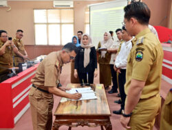 Sepakat Bankum, 24 Perangkat Daerah Teken MoU Bersama Kejari Lamsel