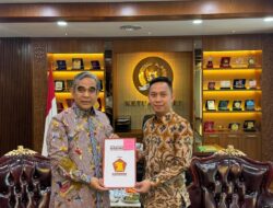 DPP Gerindra Resmi Serahkan Rekomendasi untuk Galang sebagai Calon Wakil Bupati Way Kanan