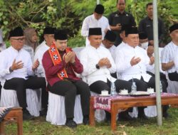 Bupati dan Forkopimda Doa Bersama di Makam Korban Gempa 1994