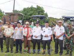Dukung Swasembada Pangan, Bupati Dedi Irawan Serahkan Bantuan Alsintan dan Benih Padi