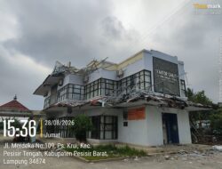 Teguran PUPR Diduga Tak Digubris, Proyek Kantor Camat Pesisir Tengah Terancam Gagal